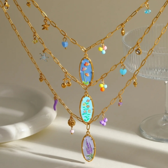 Lavender Pendant Necklace Floral - Picture 4 of 9